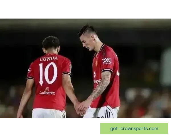 曼联高层围绕出售安东尼与否激辩边锋引援路线夏窗战略分歧全面浮现